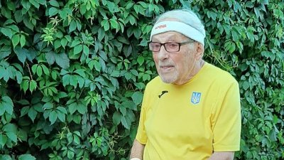 97-річний тенісист з Харкова став рекордсменом Книги Гіннеса 97-річний тенісист з Харкова став рекордсменом Книги Гіннеса