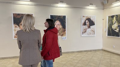 Фотовиставку "Портрети війни" презентували в Ужгороді Фотовиставку "Портрети війни" презентували в Ужгороді