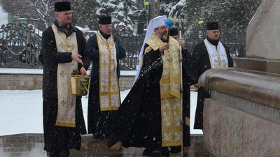 На Тернопільщині глава УГКЦ Святослав Шевчук освятив Ювілейний хрест На Тернопільщині глава УГКЦ Святослав Шевчук освятив Ювілейний хрест