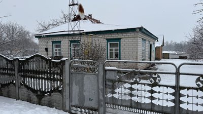 Хата, в якій проживають Яна Літвінова у Світлогірському Хата, в якій проживають Яна Літвінова у Світлогірському