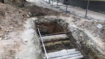 У Львові під час реконструкції площі знайшли фрагмент середньовічного муру