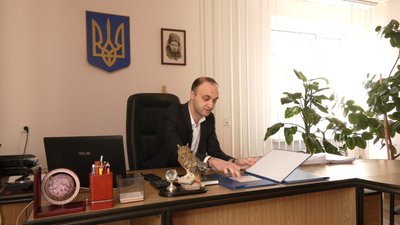 Годинник, земля та готівка: що задекларували заступники мера Рівного Годинник, земля та готівка: що задекларували заступники мера Рівного