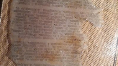 На Прикарпатті почали досліджувати архівні документи ОУН, які знайшли в закопаному бідоні На Прикарпатті почали досліджувати архівні документи ОУН, які знайшли в закопаному бідоні