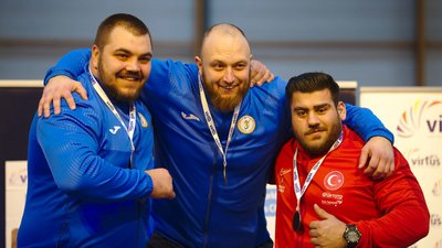 Українські параатлети Максим Коваль та Олександр Яровий