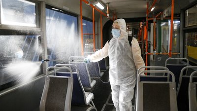 У Києві за добу зареєстрували понад 450 нових випадків коронавірусу, 17 людей померли