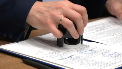 Задля розвитку бізнесу. Сім громад Франківщини підписали угоду про співпрацю
