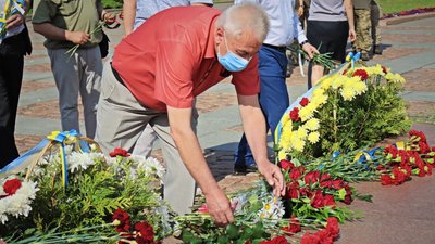 Миколаївці вшанували пам’ять жертв війни