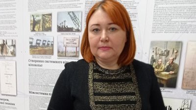 У Запоріжжі розпочали спецпогашення нової патріотичної поштової марки У Запоріжжі розпочали спецпогашення нової патріотичної поштової марки