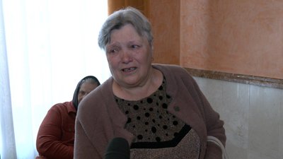 У Луцьку вшанували матерів загиблих військовослужбовців У Луцьку вшанували матерів загиблих військовослужбовців