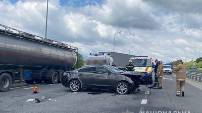В аварії на Полтавщині травмувалися водій та пасажир легковика В аварії на Полтавщині травмувалися водій та пасажир легковика