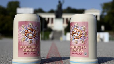 У Мюнхені влада заборонила алкоголь на території скасованого "Октоберфесту"