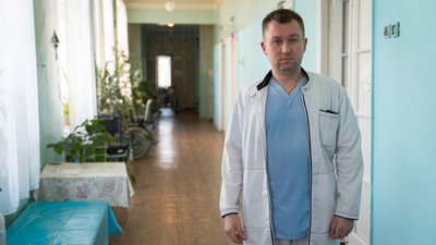 Рятують від ампутацій. На Дніпропетровщині використовують VAC-апарати для лікування військових Рятують від ампутацій. На Дніпропетровщині використовують VAC-апарати для лікування військових