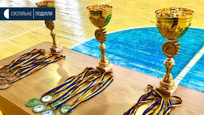 Спортсменам і тренерам Хмельниччини призначили стипендії