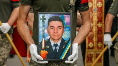 У Чопі попрощалися із полеглим захисником полеглим Тарасом Солтисом