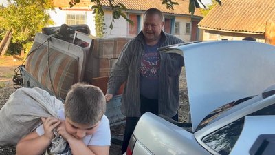 Як мешканці Андріяшівської громади допомагають переселенцям