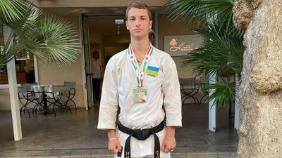 "Срібло" Чемпіонату Європи з традиційного карате виборов спортсмен із Житомирщини Іван Чабаненко
