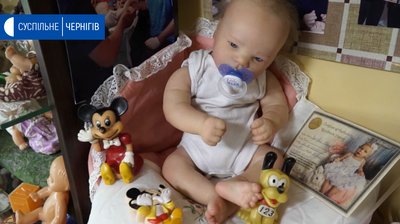 Колишній десантник з Добрянки створює ляльок-реборн
