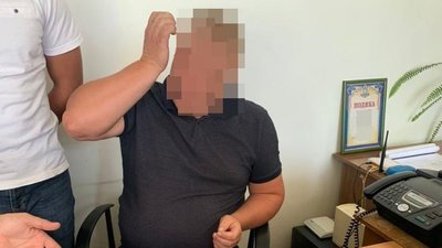 На Житомирщині на хабарі викрили директора комунального підприємства однієї з райрад На Житомирщині на хабарі викрили директора комунального підприємства однієї з райрад