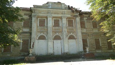На консервацію садиби у Старому Мерчику на Харківщині не вистачає коштів На консервацію садиби у Старому Мерчику на Харківщині не вистачає коштів