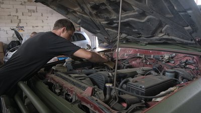 автівка на передову автівка на передову