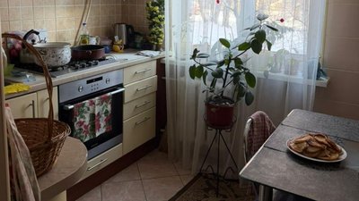 мати не прибирала вдома