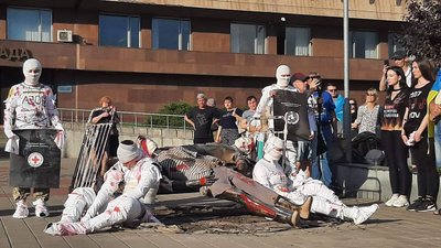 Акція-перформанс на підтримку полонених героїв "Азовсталі"