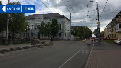 У Чернігові перекриють дві вулиці в центрі міста У Чернігові перекриють дві вулиці в центрі міста