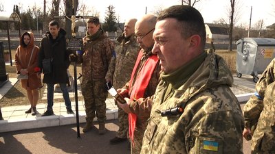 У Житомирі попрощалися із загиблим військовослужбовцем 199 навчального центру Олександром Павловим