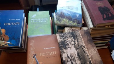 В Івано-Франківську збирають книги для жителів Чернігівщини