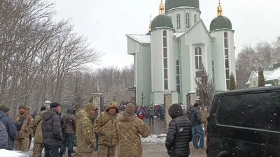 "Він завжди був попереду". У Тернополі попрощалися з командиром роти "Він завжди був попереду". У Тернополі попрощалися з командиром роти