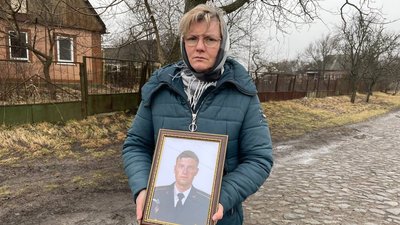 На Черкащині вшанували льотчика, який захистив Житомир і два села На Черкащині вшанували льотчика, який захистив Житомир і два села