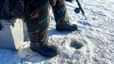 Небезпечний лід: за два тижні на водоймах Сумщини загинули три людини Небезпечний лід: за два тижні на водоймах Сумщини загинули три людини