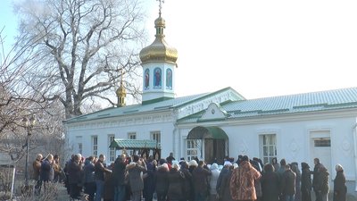 У Полтавських храмах розпочались передсвяткові літургії У Полтавських храмах розпочались передсвяткові літургії