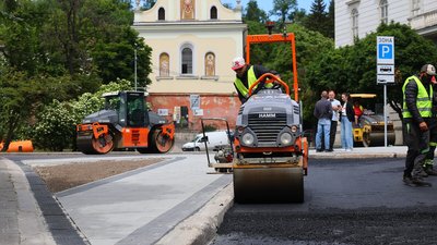 Ремонтні роботи на вулиці Винниченка