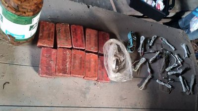 Вистрелив в односельця та зберігав удома 500 набоїв: на Житомирщині підозрюють місцевого жителя Вистрелив в односельця та зберігав удома 500 набоїв: на Житомирщині підозрюють місцевого жителя