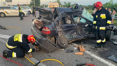 Занесло на зустрічну: у поліції повідомили обставини смертельної ДТП біля Рівного