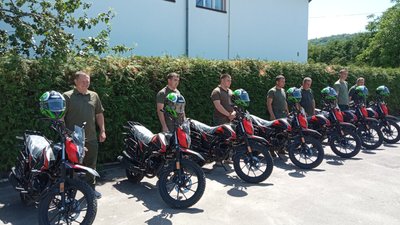 На Тернопільщині для лісників придбали 7 мотоциклів На Тернопільщині для лісників придбали 7 мотоциклів