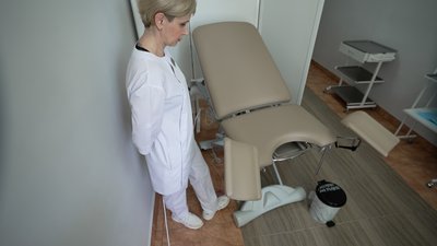 У Чернігові відкрили гінекологічний кабінет із кріслом-трансформером і безбар'єрним доступом