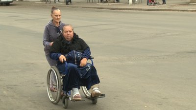 Дві сотні смілян на візку не можуть пересуватися на міському транспорті Дві сотні смілян на візку не можуть пересуватися на міському транспорті