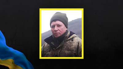 Молодший сержант Олексій Смоголь Молодший сержант Олексій Смоголь