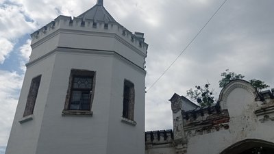 Садиба у Шарівці на Харківщині Садиба у Шарівці на Харківщині