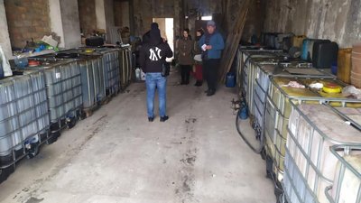 На Кіровоградщині припинили незаконну діяльність нафтопереробного заводу На Кіровоградщині припинили незаконну діяльність нафтопереробного заводу