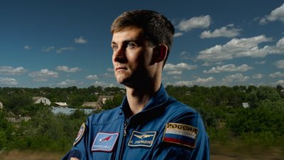 Уродженець села на Запоріжжі: космонавт Зубрицький привітав росіян з днем прапора