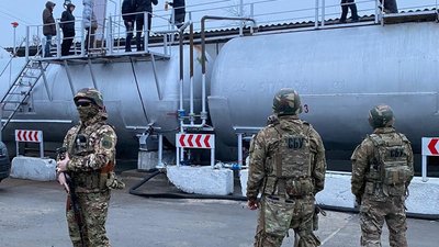Небезпечний бензин: на українських АЗС продавали пальне зі шкідливими домішками