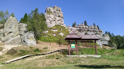 На Львівщині найчастіше відвідують водоспад Кам'янка та фортецю Тустань
