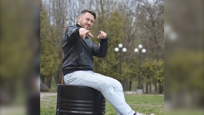 "Зараз задумуються: купити каву чи хліба". Як оговтується мобільна кав'ярня у Рівному "Зараз задумуються: купити каву чи хліба". Як оговтується мобільна кав'ярня у Рівному