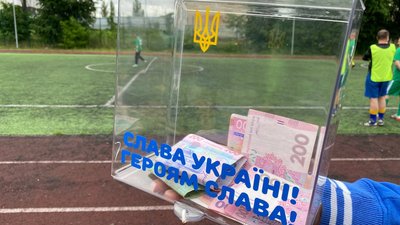 У Вінниці відбувся благодійний футбольний матч на підтримку Збройних сил України У Вінниці відбувся благодійний футбольний матч на підтримку Збройних сил України