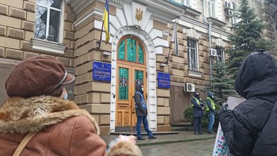 У Дніпрі пройшов мітинг під гаслом "Стоп рейдерству"