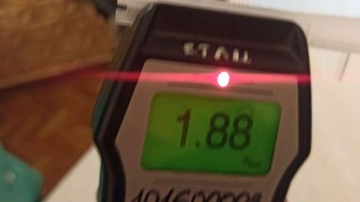 У Херсоні мікроавтобус в`їхав у паркан приватного будинку