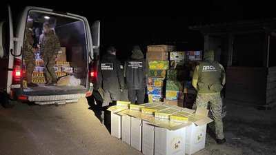 Контрафактні сигарети